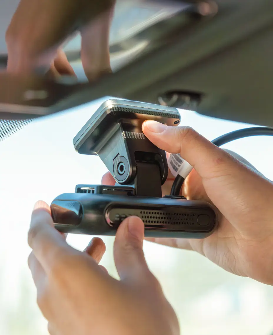 Fleet cameras that back your team with proof